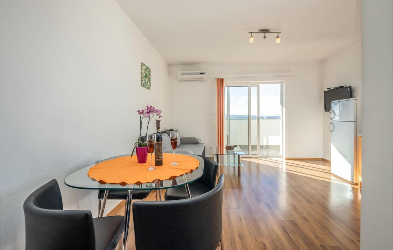 Stunning Apartment In Crikvenica With Wifi Exterior photo