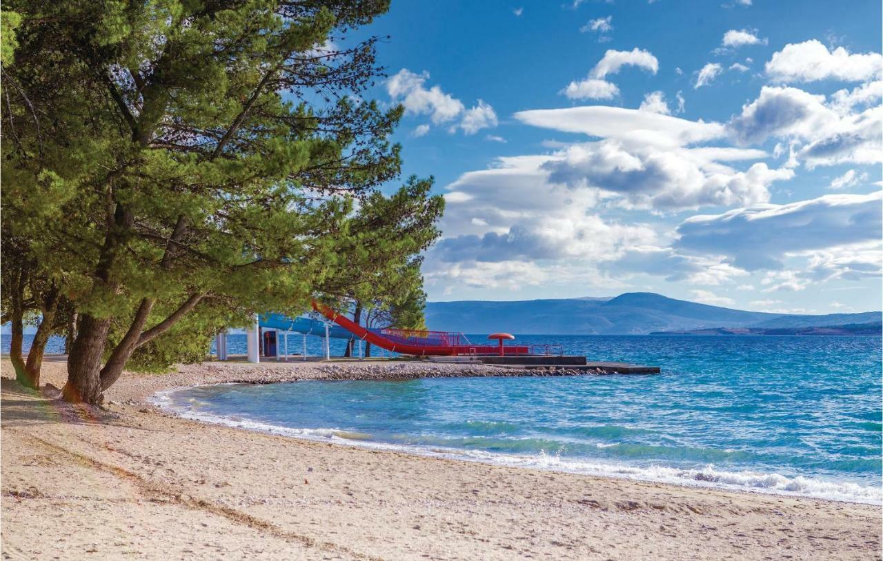 Stunning Apartment In Crikvenica With Wifi Exterior photo